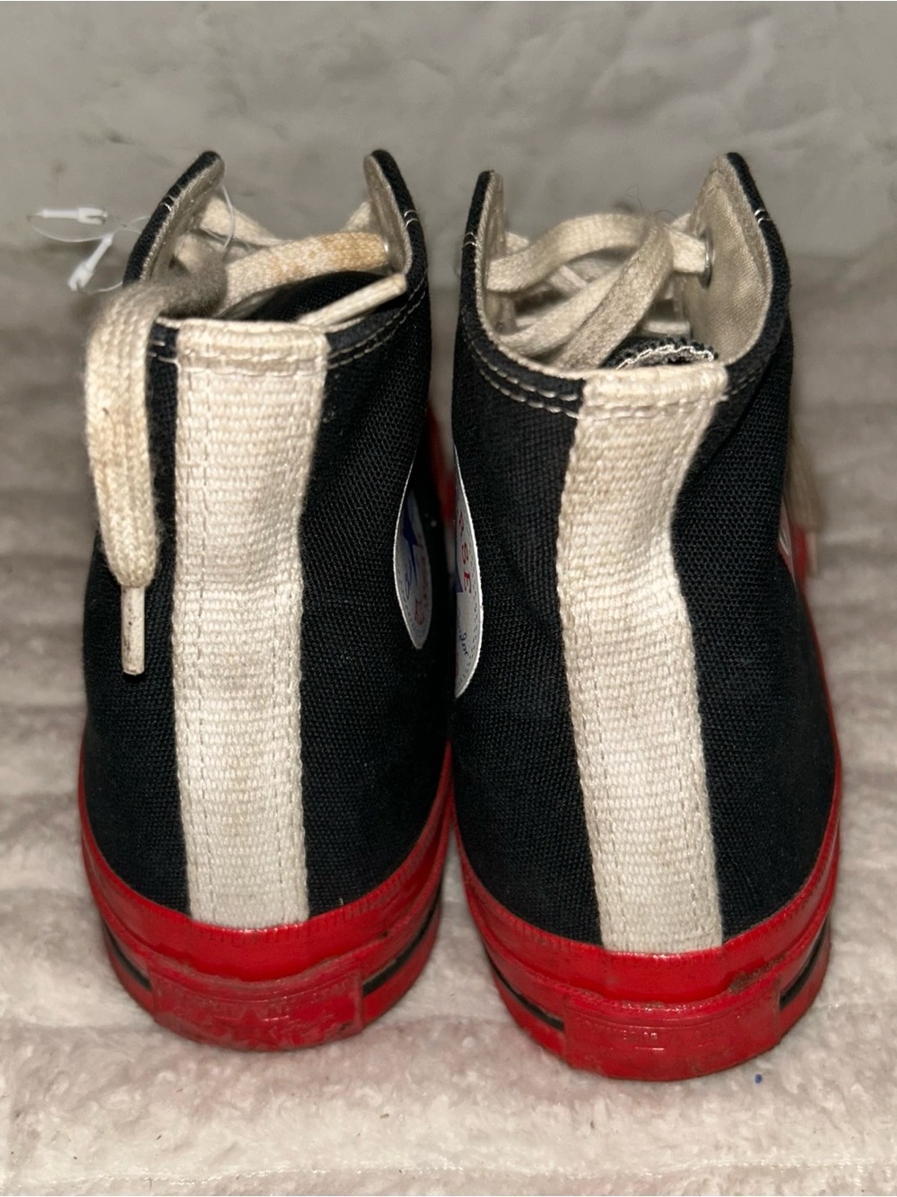 Converse Black High-Top Sneakers with Red Heart and Red Sole - Picture 4 of 8